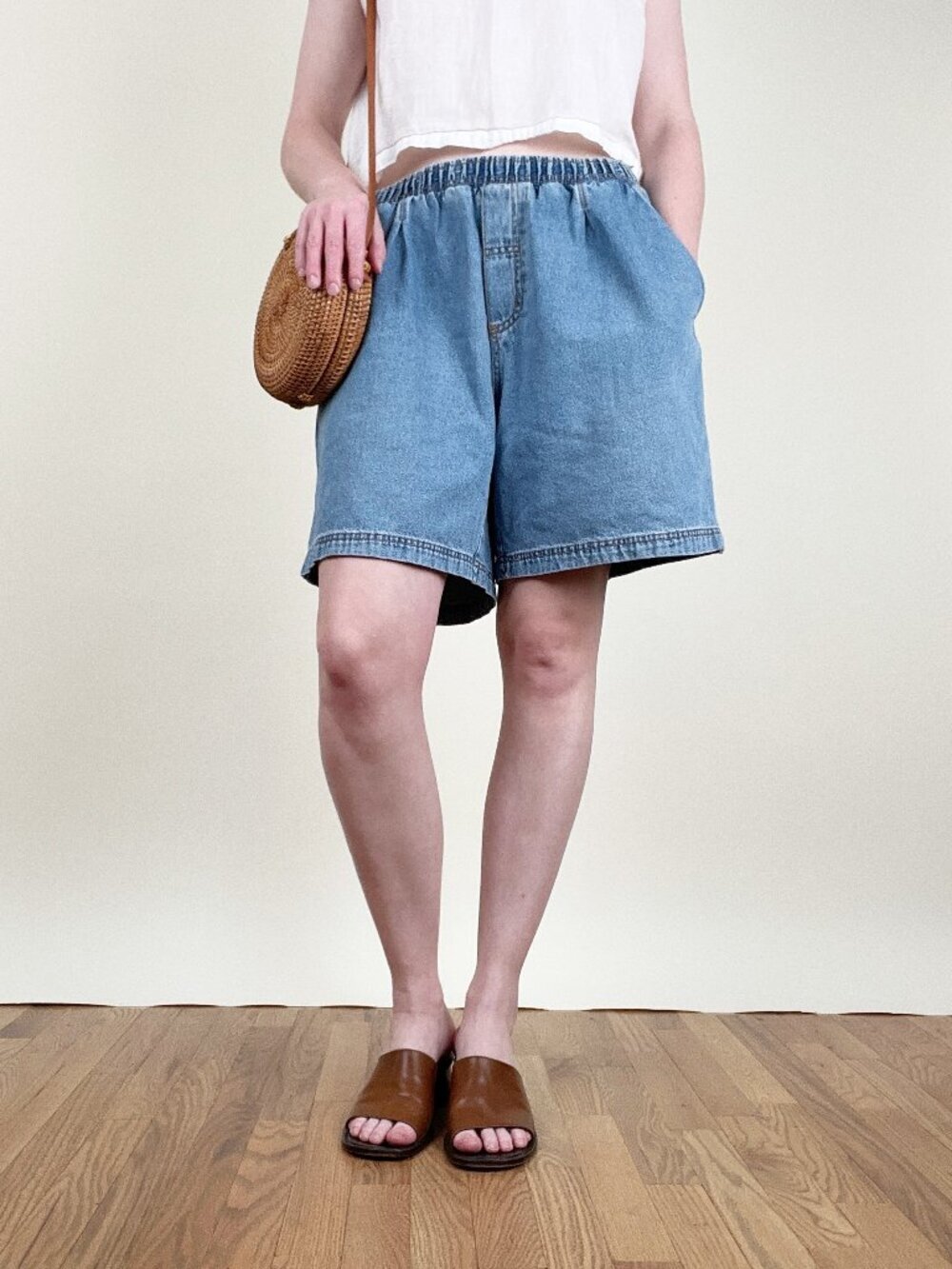Vintage 90s Denim Jean Shorts Elastic Waist High or Low Rise Loose Baggy 1990's